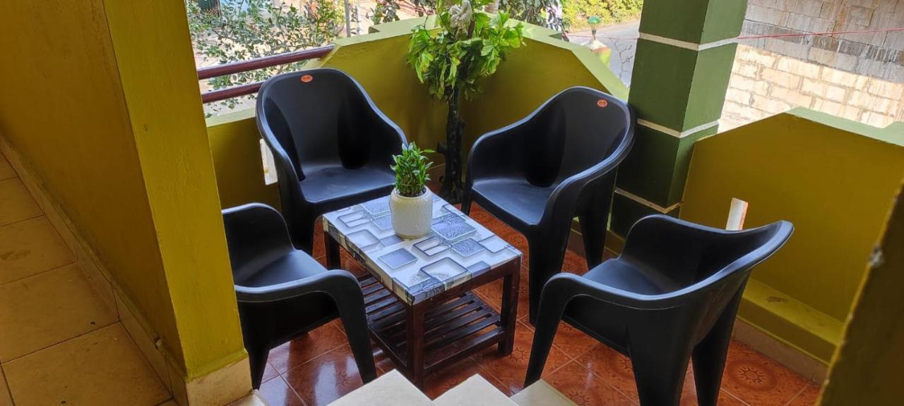 Hotel Eagle Nest Residency Kottakuppam Exteriér fotografie